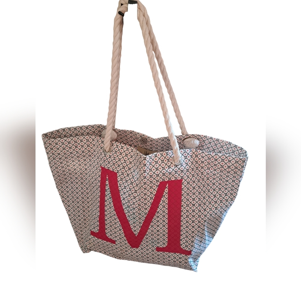 VERA NEW YORK POPPY canvas open tote bag monogrammed 'M' Geometric coastal bag